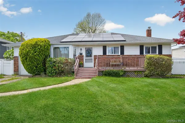 500 Fenimore Avenue, North Babylon, NY 11703
