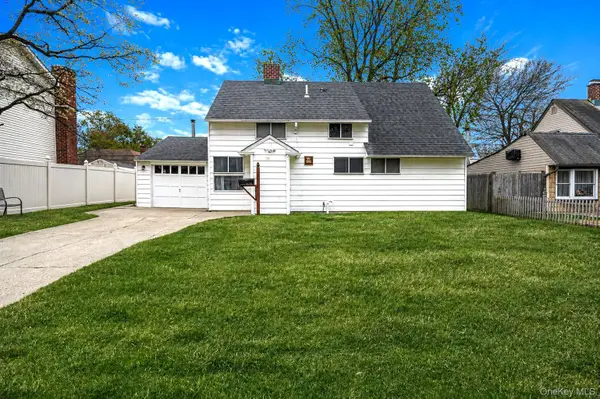 82 Elm Drive N, Levittown, NY 11756