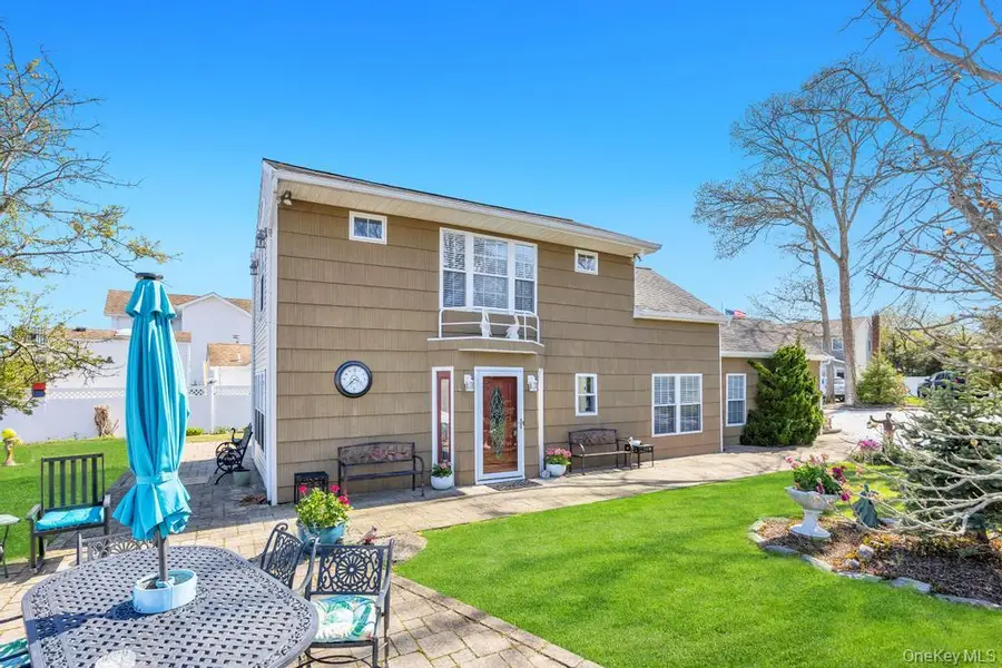 70 Featherbed Lane, Oakdale, NY 11769 - #3