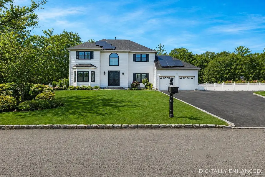 20 Chateau Drive, Manorville, NY 11949 - #2