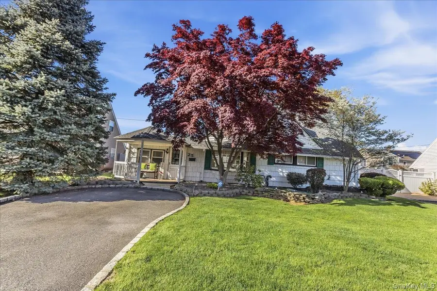25 Summit Lane, Levittown, NY 11756 - #2