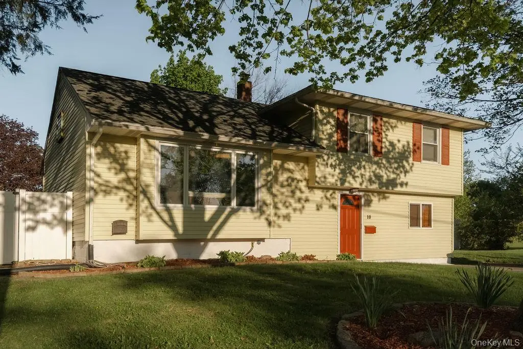 10 Cambridge Drive, Red Hook, NY 12571 - #1