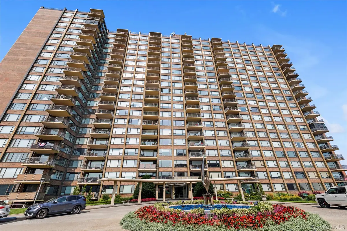 166-25 Powells Cove Boulevard #17G, Beechhurst, NY 11357 - #1