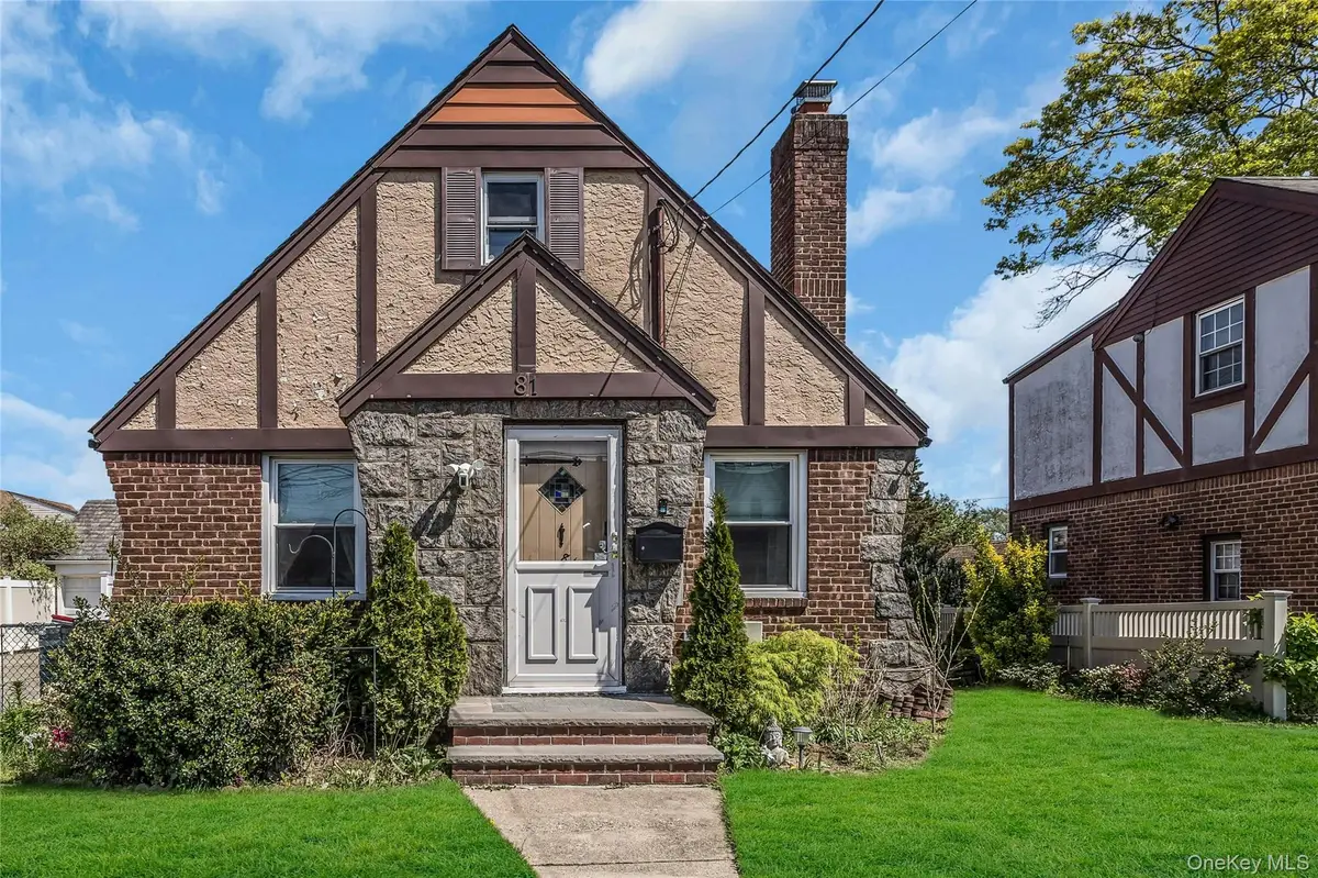 81 Midwood Street, Valley Stream, NY 11580 - #1