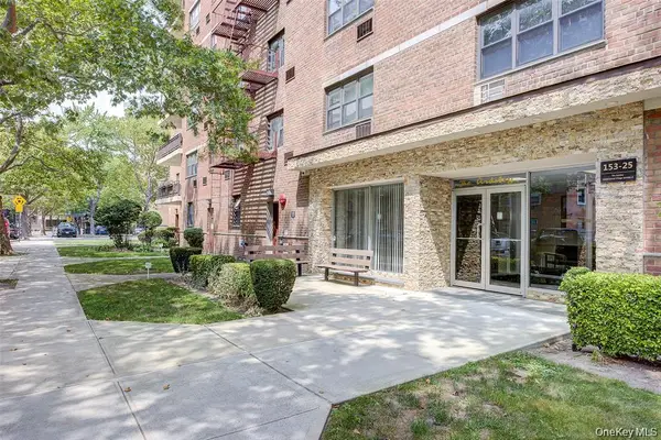 153-25 88 Street #3A, Howard Beach, NY 11414