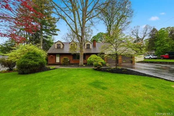 13 Tree Top Lane, Poughkeepsie, NY 12603 - #1