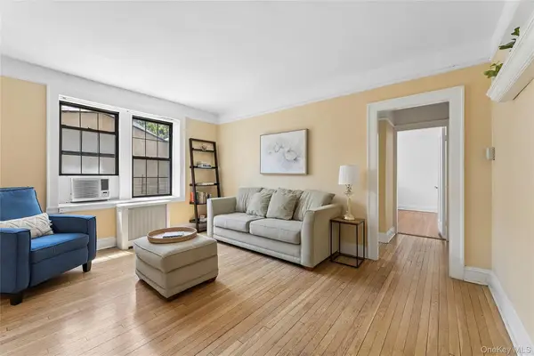 6812 Burns Street #A3, Forest Hills, NY 11375
