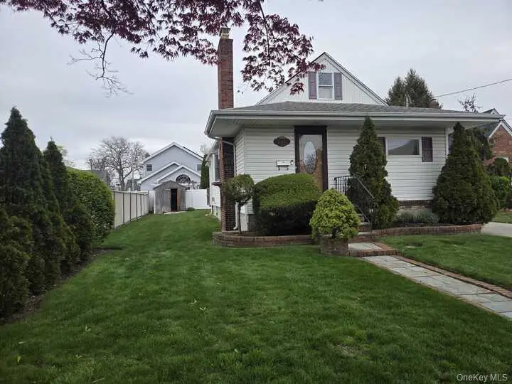 219 Oakview Avenue, Oceanside, NY 11572 - #1