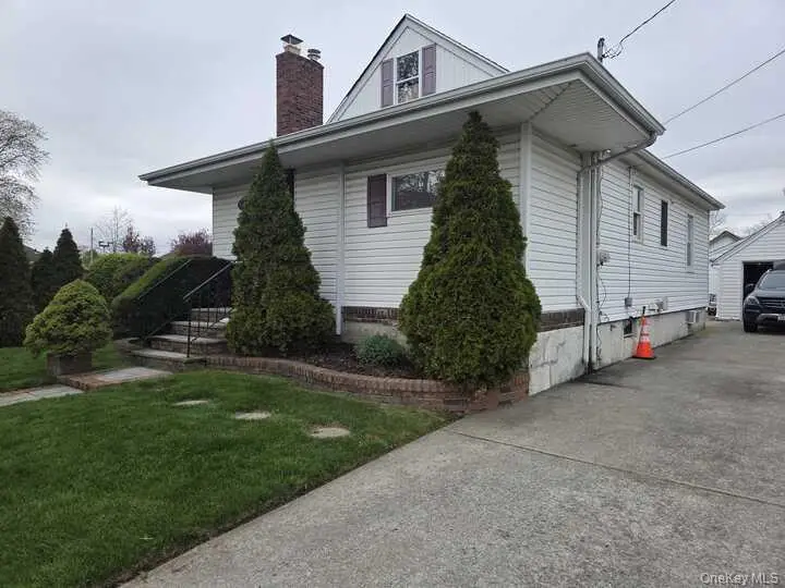 219 Oakview Avenue, Oceanside, NY 11572 - #2