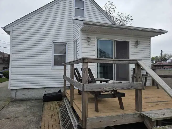 219 Oakview Avenue, Oceanside, NY 11572 - #3
