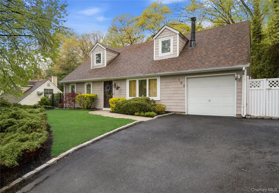 164 Rosemont Avenue, Farmingville, NY 11738 - #2