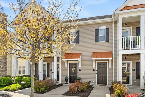 32 Michael Lane, East Islip, NY 11730