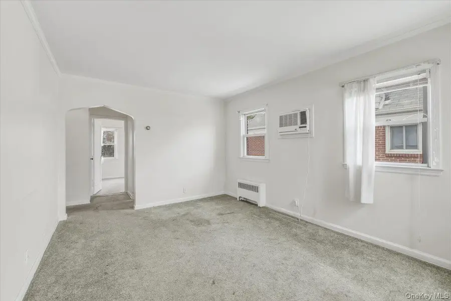 95-18 238th Street, Floral Park, NY 11001 - #3