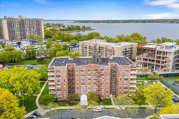 23-45 Bell Boulevard #1H, Bayside, NY 11360