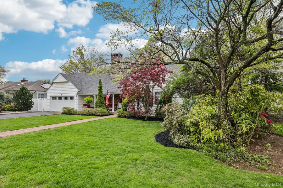 20 Arizona Avenue, Rockville Centre, NY 11570 - #2