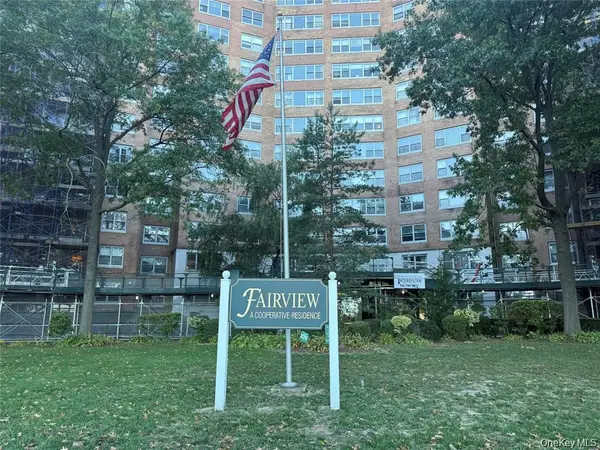 61-20 Grand Central Parkway #C 1205, Forest Hills, NY 11375