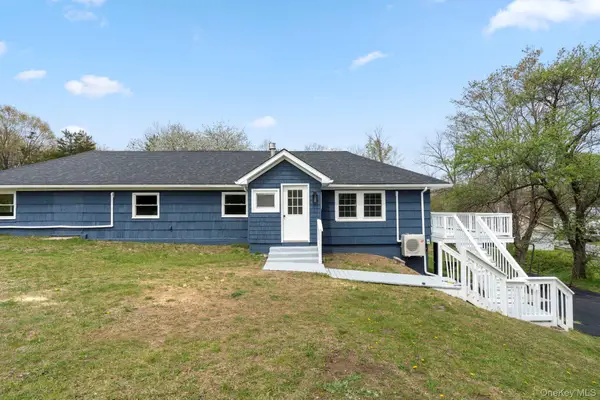 905 N Quaker Lane, Staatsburg, NY 12580