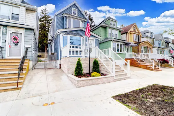 6532 80 Avenue, Glendale, NY 11385