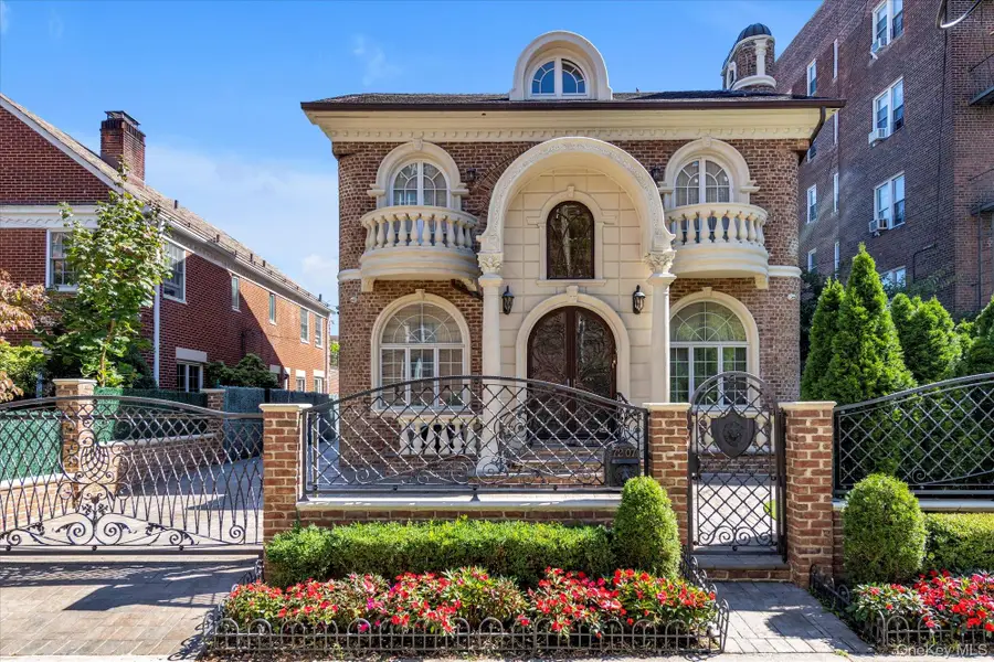 7207 112th Street, Forest Hills, NY 11375 - #2