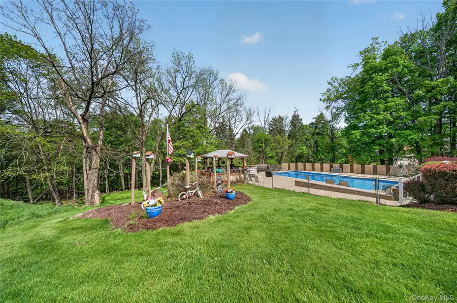 6 Pine Hill Road, Monroe, NY 10950 - #2