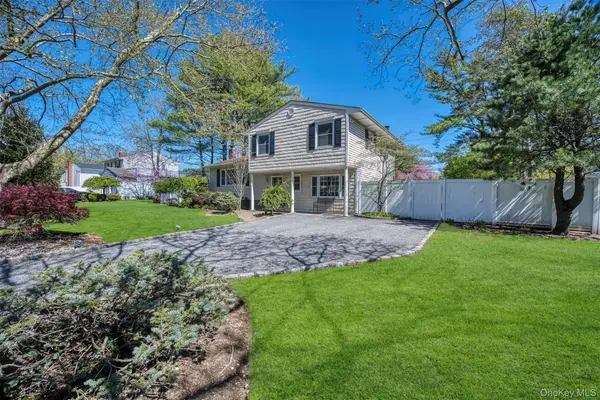 6 Linford Lane, Melville, NY 11747