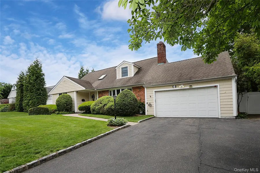 30 Todd Drive E, Glen Head, NY 11545 - #3
