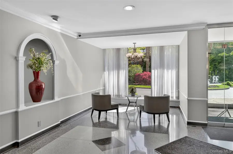 177 E Hartsdale #3W, Hartsdale, NY 10530 - #3