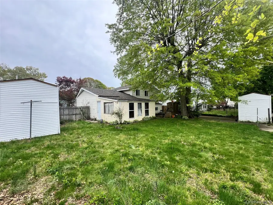 3016 Beechnut Avenue, Medford, NY 11763 - #2