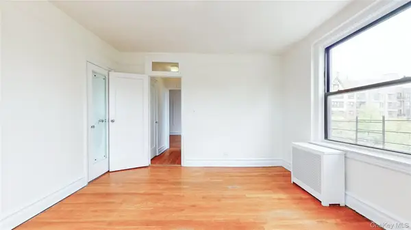 72-34 Austin St #D3, Forest Hills, NY 11375
