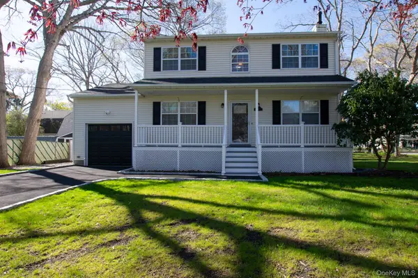 80 Queen Road, Mastic Beach, NY 11951