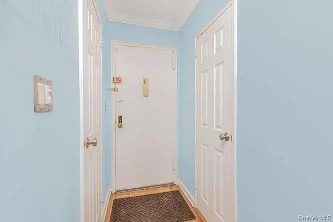 440 Warburton Avenue Avenue #3E, Yonkers, NY 10701 - #2