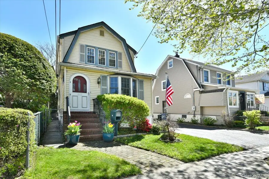 83 Cambridge Street, Valley Stream, NY 11581 - #2
