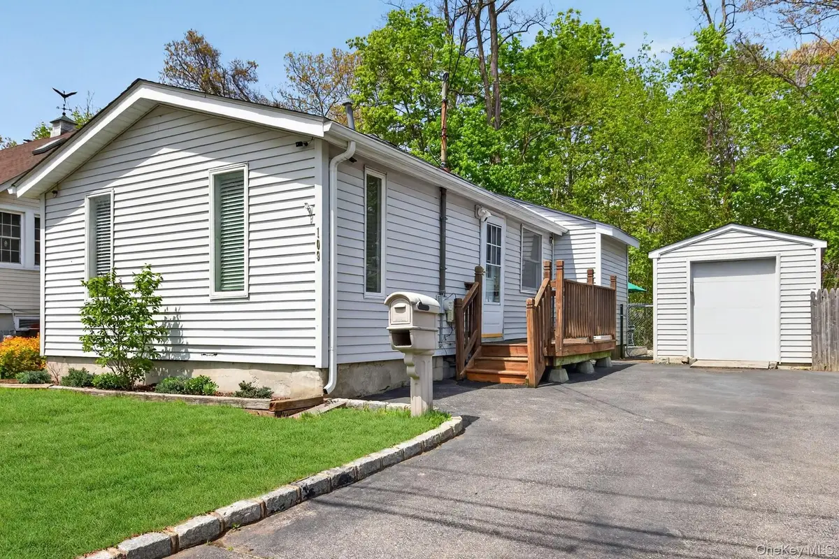 109 Eastview Road, Ronkonkoma, NY 11779 - #1