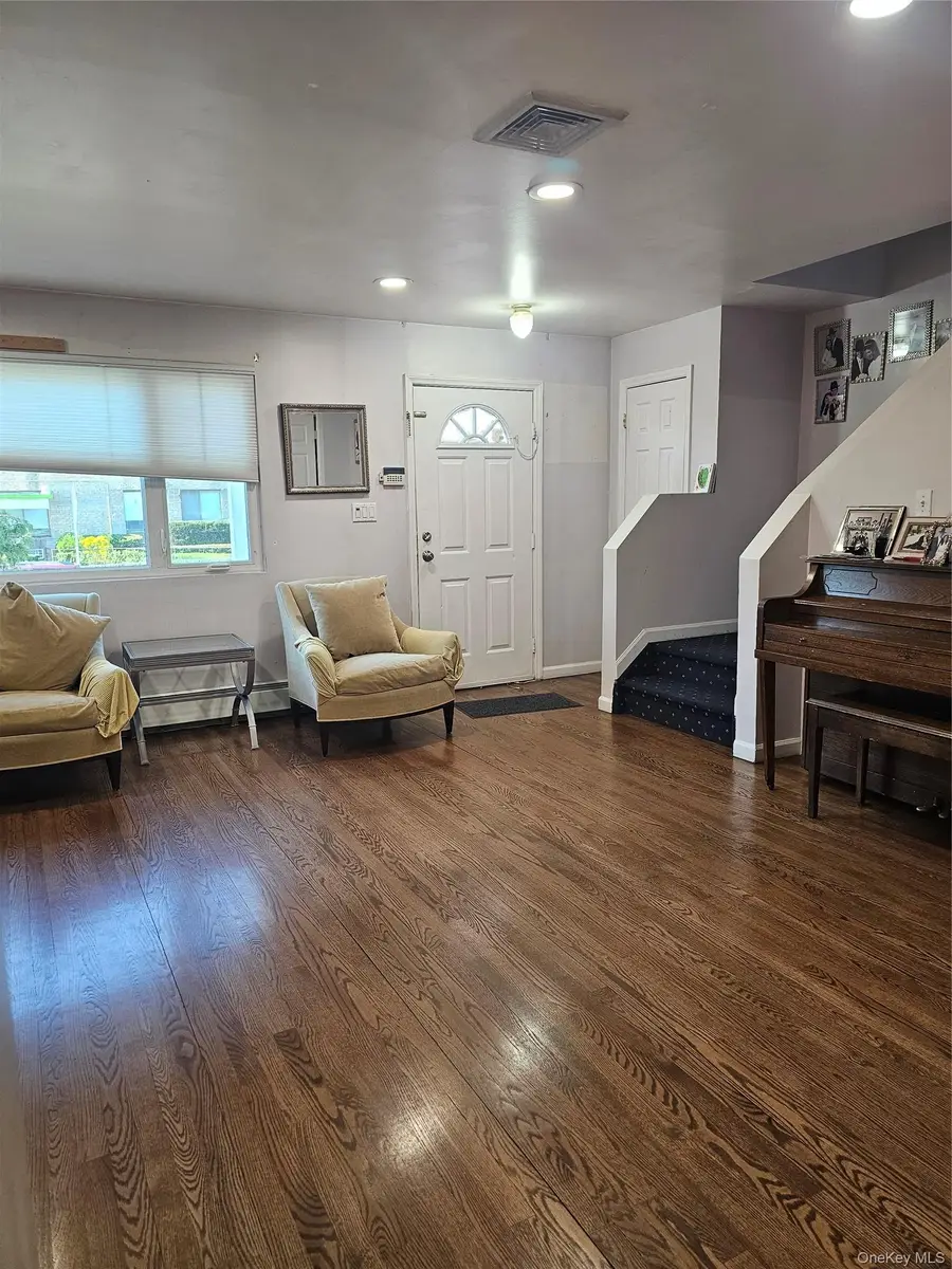 1710 Brookhaven Avenue, Far Rockaway, NY 11691 - #2