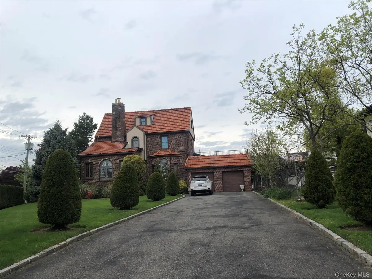 915 Malba Drive, Whitestone, NY 11357 - #1