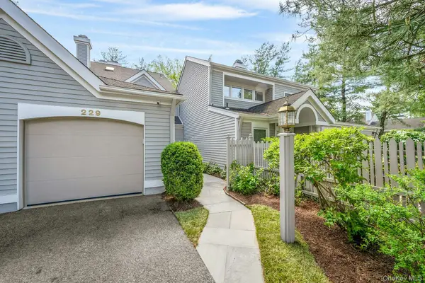 229 Boulder Ridge Road, Scarsdale, NY 10583