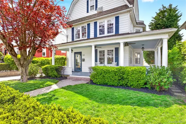 12 Belleview Avenue, Port Washington, NY 11050