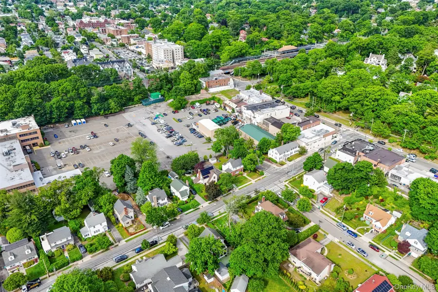 174 Sparks Avenue, Pelham, NY 10803 - #3