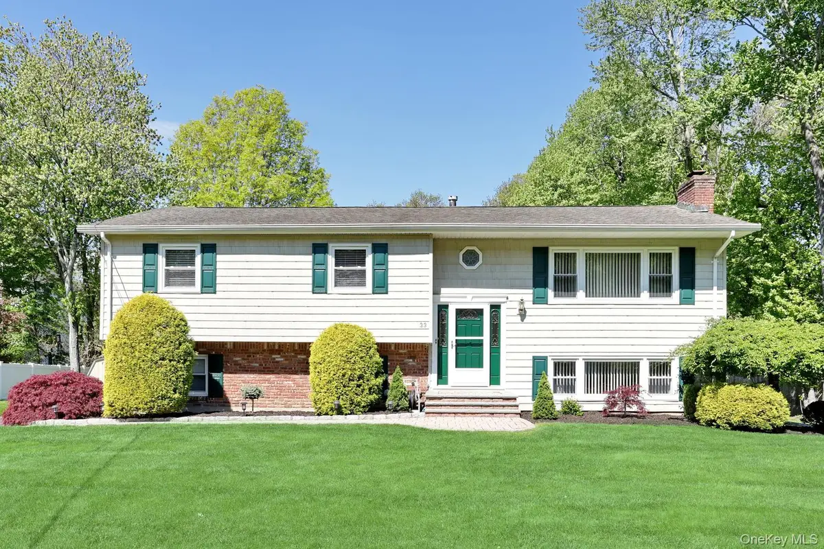33 Farmhouse Road, Congers, NY 10920 - #1