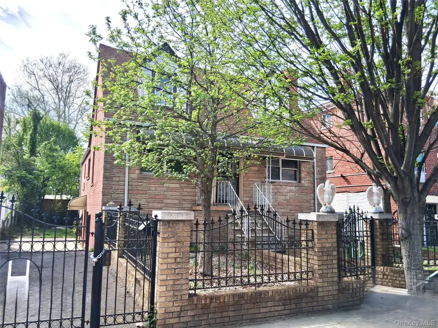 3247 Hone Avenue, Bronx, NY 10469 - #2