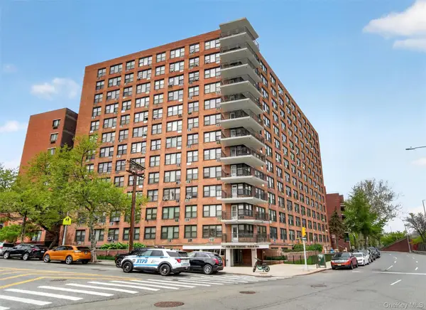 3121 Middletown Road #7L, Bronx, NY 10461