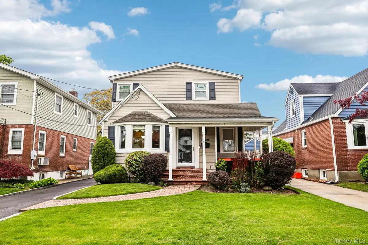 174 Semton Boulevard, Franklin Square, NY 11010 - #1