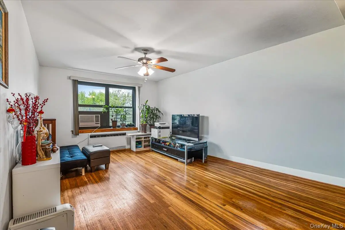 211-02 73rd Avenue #4P, Bayside, NY 11364 - #1