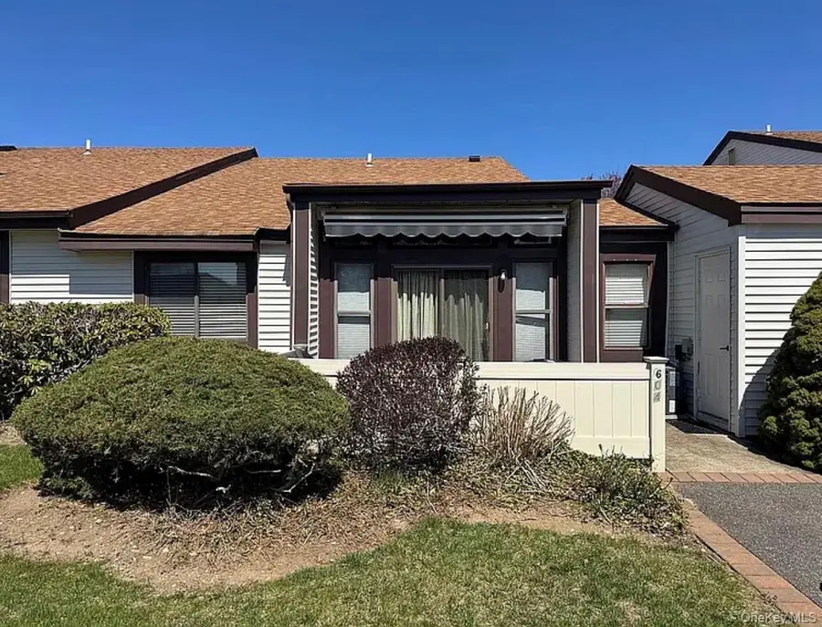 604 Gotham Drive, Saint James, NY 11780 - #2