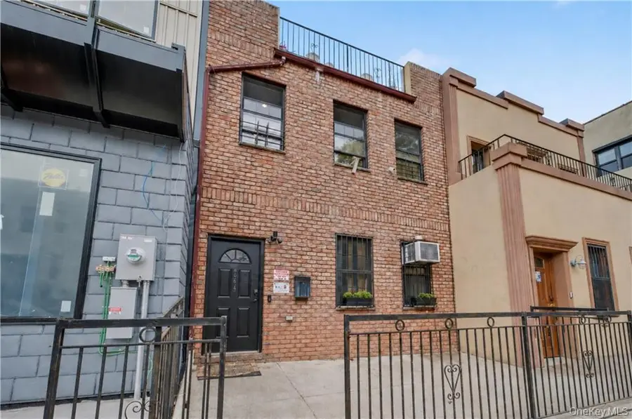 364 Evergreen Avenue, Brooklyn, NY 11221 - #2