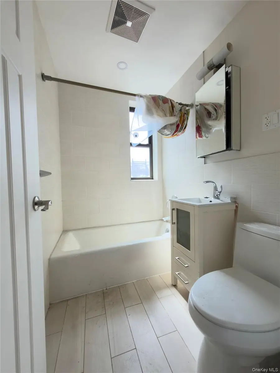 132-20 Sanford Avenue #2D, Flushing, NY 11355 - #3