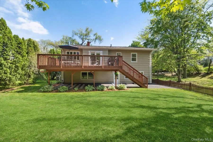 2 Carrigan Avenue, White Plains, NY 10605 - #3