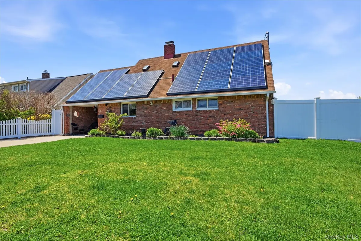 2 Tallow Lane, Levittown, NY 11756 - #1