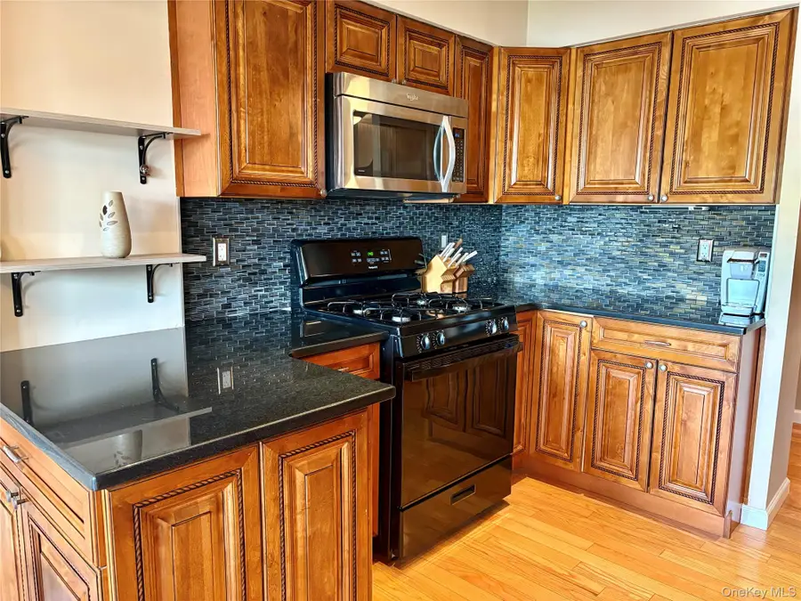 216 Westend Avenue #5B, Freeport, NY 11520 - #3