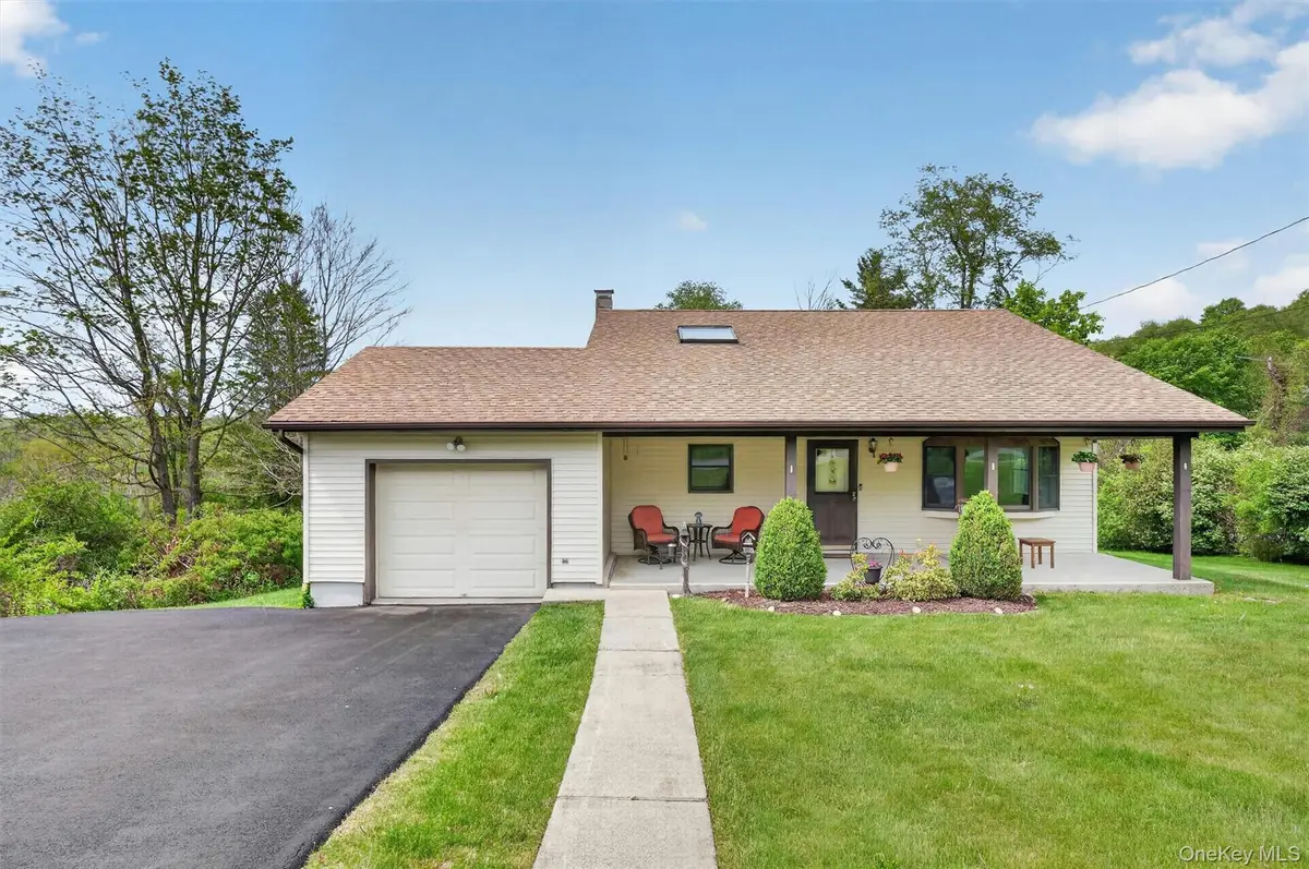 8 Meadow Court, Carmel, NY 10512 - #1